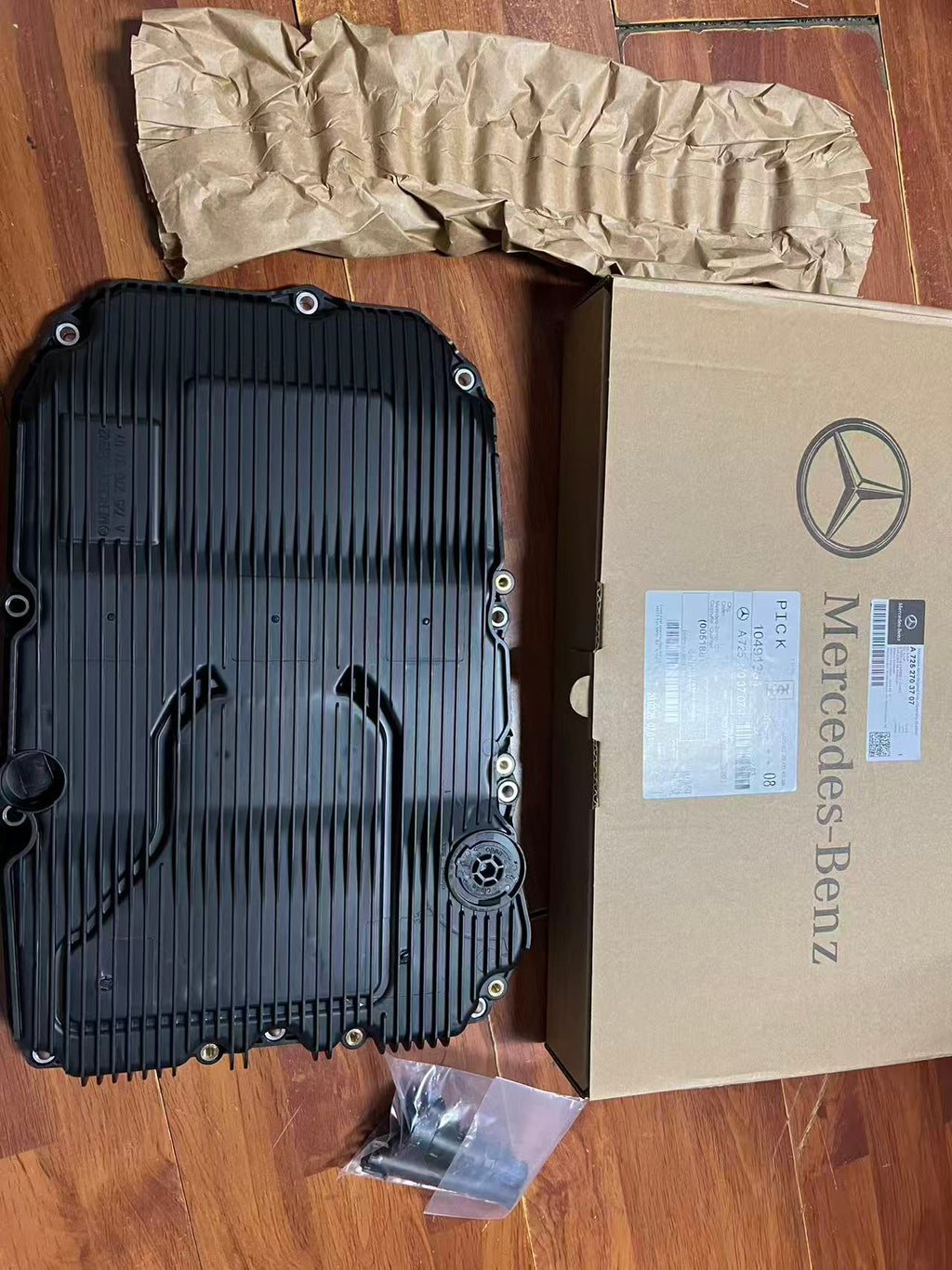 725 270 15 18/725 270 31 14/725 270 37 07 oil pan