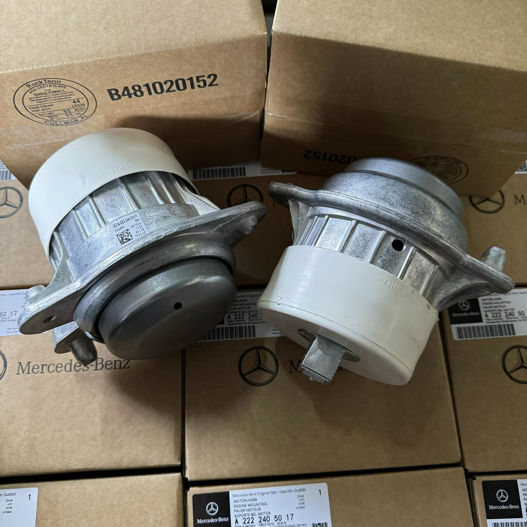 205/222/204/212/213/223 engine bracket